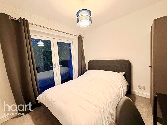 1 Bedroom Property To Rent In Birmingham, B17