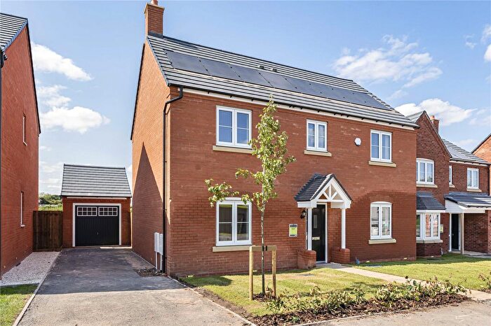 4 Bedroom Detached House For Sale In Shuttington, Tamworth, B79