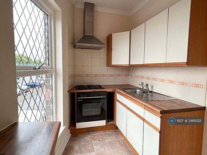 2 Bedroom Flat To Rent In Blackpool Street, Burton-On-Trent, DE14