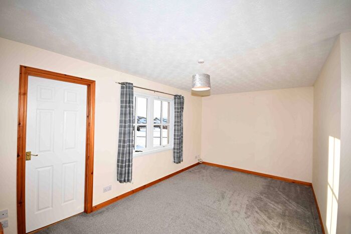 1 Bedroom Flat To Rent In Miller Street, Inverness, Inverness-Shire, IV2