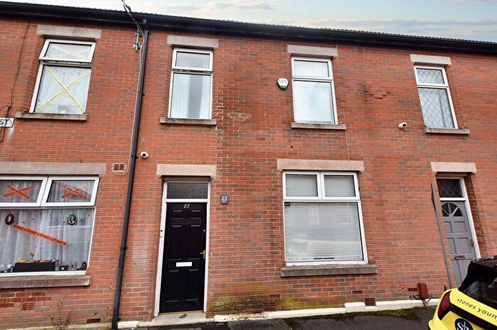 3 Bedroom Terraced House To Rent In Stephen Street, Blackburn, BB2