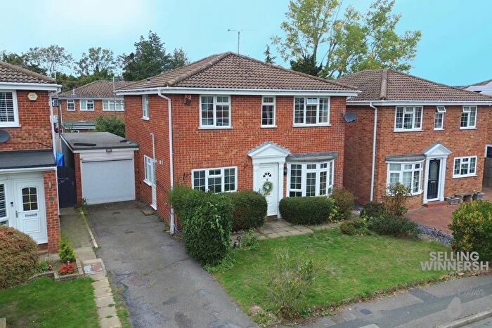 4 Bedroom Detached House For Sale In St. Marys Road, Sindlesham, Wokingham, RG41