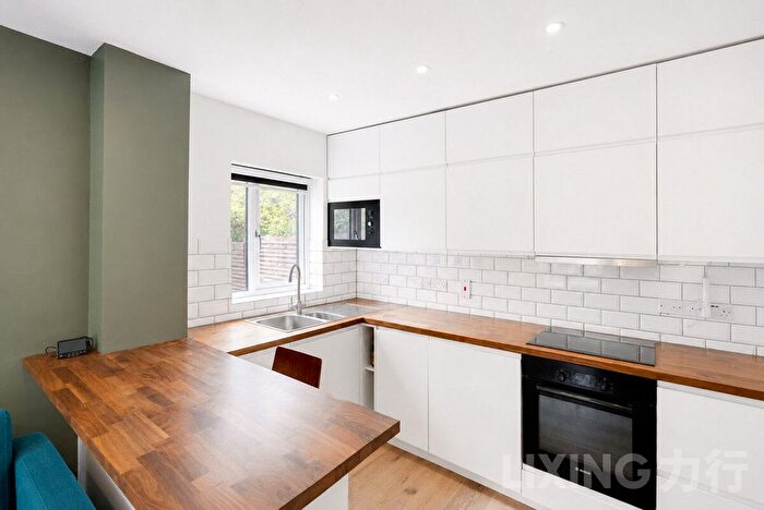 1 Bedroom Detached House For Sale In Joshua Street, Poplar, E14