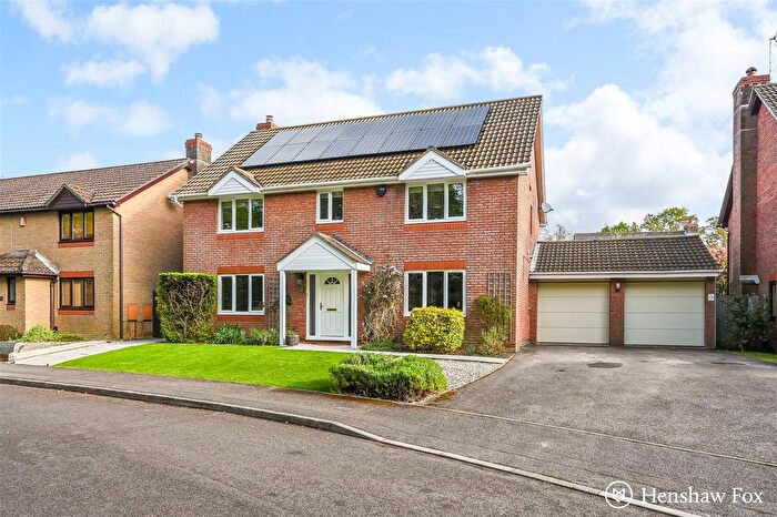 5 Bedroom Detached House For Sale In Betteridge Drive, Rownhams, Hampshire, SO16