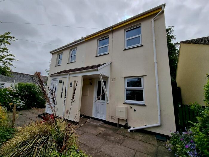 2 Bedroom Semi-Detached House To Rent In Chapel Row, Truro, TR1