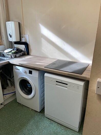 1 Bedroom House Of Multiple Occupation To Rent In Room St. Peters Road, Bournemouth, Dorset, BH1