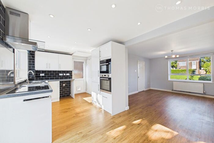 3 Bedroom Semi Detached House For Sale In Anson Drive, St. Ives, Cambridgeshire, PE27