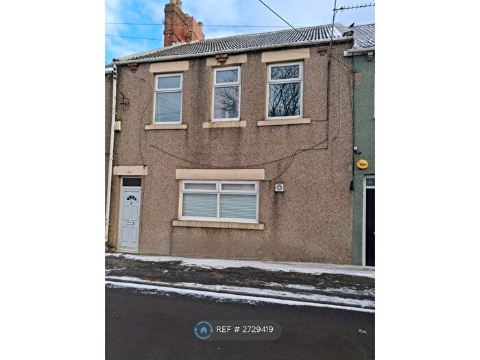 4 Bedroom Semi-Detached House To Rent In Front Street, Station Town, Wingate, TS28
