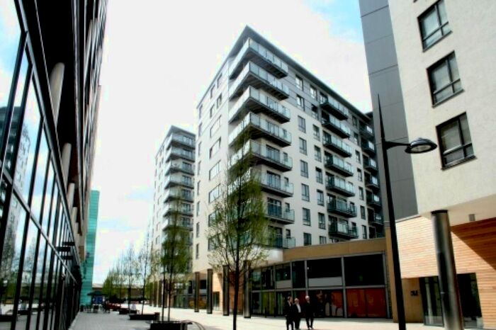 2 Bedroom Flat To Rent In The Boulevard, Hunslet, Leeds, LS10