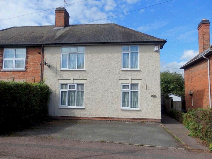 3 Bedroom Semi-Detached House To Rent In Heather Road, Knighton Fields, Leicester, LE2