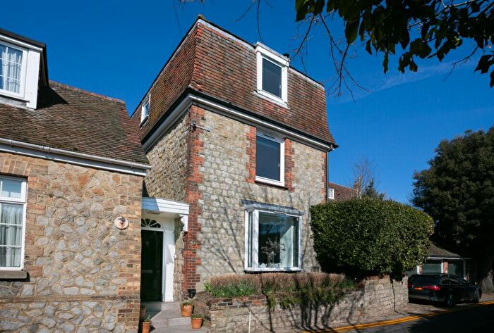3 Bedroom Link Detached House For Sale In Bartholomew Street, Hythe, CT21