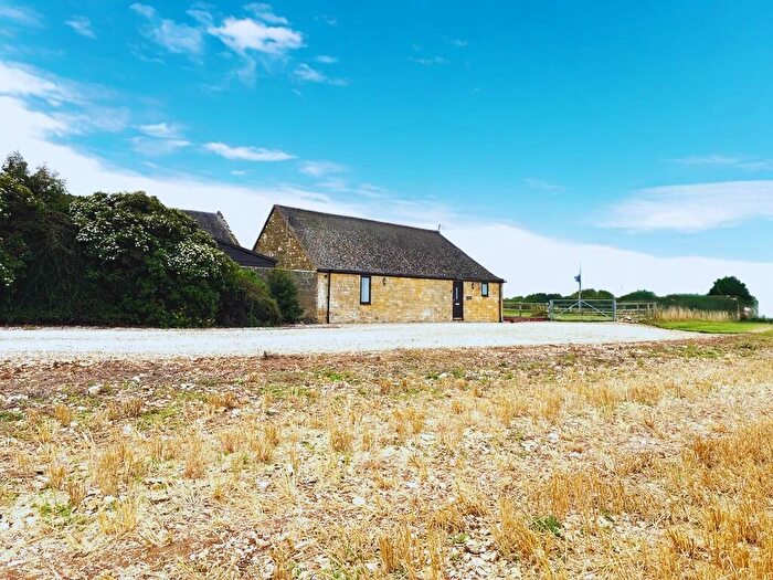 2 Bedroom Barn Conversion To Rent In Long Hill, Broadway, WR12