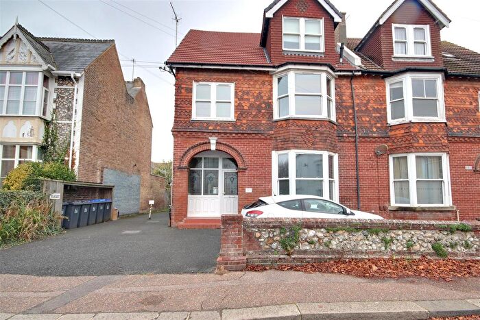 1 Bedroom Flat To Rent In Oxford Road, Worthing, BN11