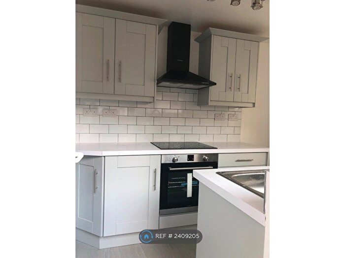 2 Bedroom Terraced House To Rent In Lodge Road, Tonbridge, TN9