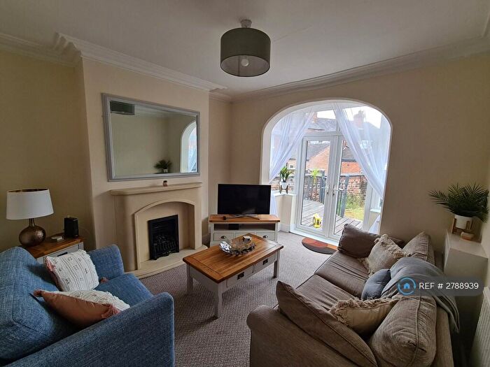 4 Bedroom End Of Terrace House To Rent In Clare Street, Stoke-On-Trent, ST4