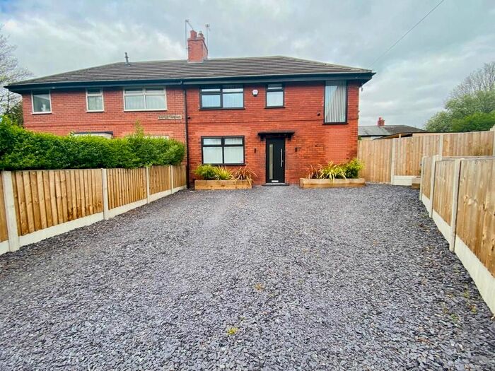 3 Bedroom Semi-Detached House To Rent In Shipley Avenue, Salford, M6
