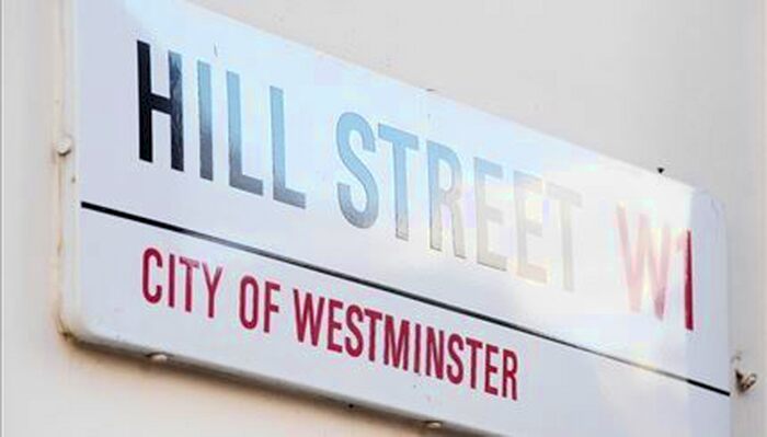 3 Bedroom Flat To Rent In Hill Street, London, W1J