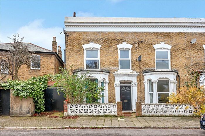 4 Bedroom End Of Terrace House To Rent In Appach Road, Brixton, SW2