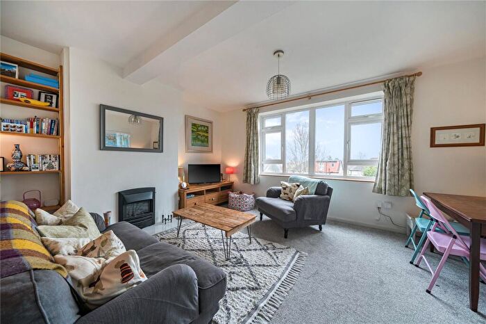 2 Bedroom Maisonette For Sale In A Wynell Road, Forest Hill, Sydenham, London, SE23