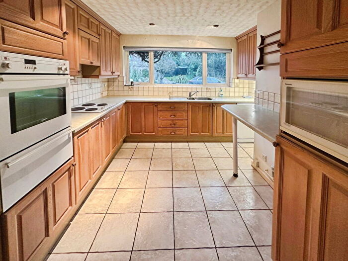 3 Bedroom Detached House For Sale In Baileys Lane, Burton Overy, Leicester, LE8