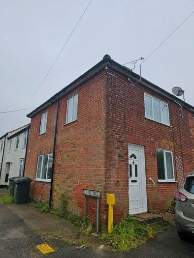 2 Bedroom Terraced House To Rent In Chalk Hill, IP25