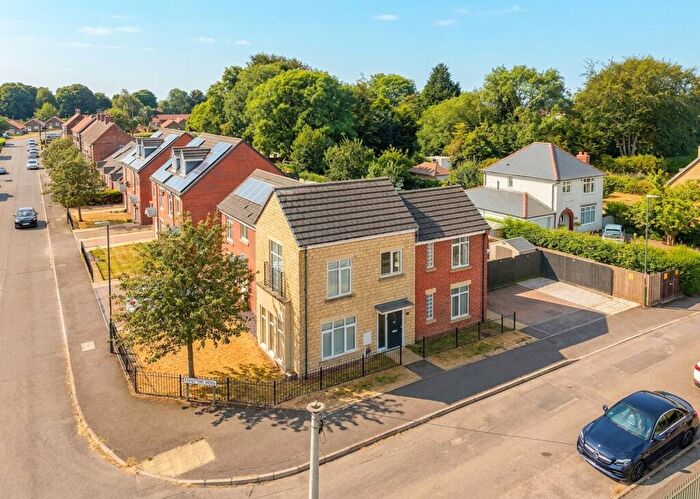 2 Bedroom Semi-Detached House For Sale In Quarry Road, Bolsover, S44