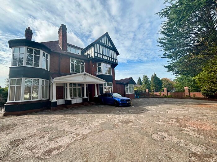 3 Bedroom Flat To Rent In Yardley Wood Road, Birmingham, B13