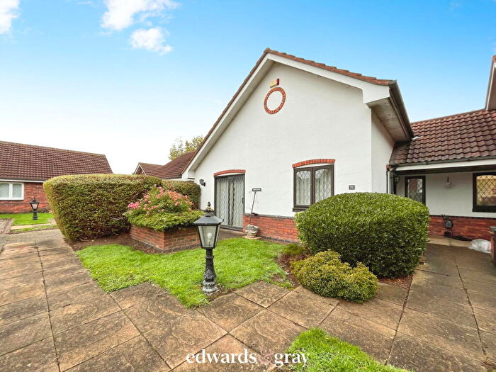 1 Bedroom Semi-Detached Bungalow For Sale In Checkley Croft, Sutton Coldfield, B76