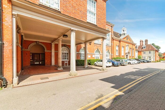 1 Bedroom Retirement Property For Sale In Chauncy Court, Hertford, SG14
