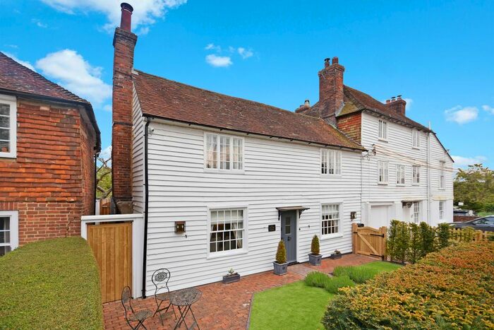 4 Bedroom Semi-Detached House For Sale In The Street, Wittersham, Tenterden, TN30