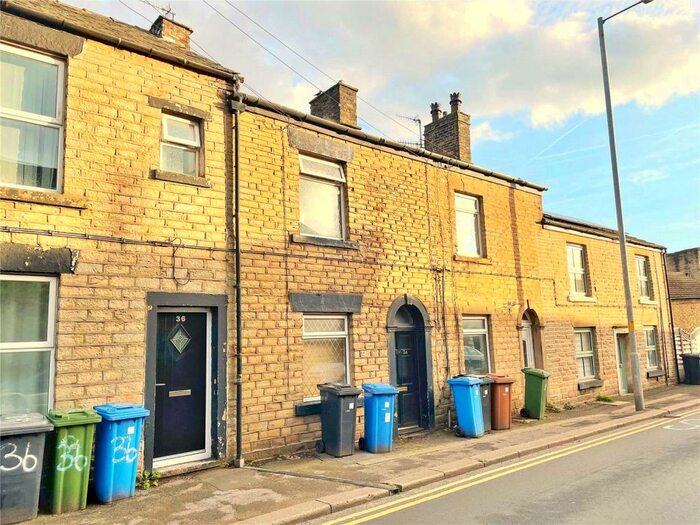 2 Bedroom Terraced House To Rent In Stockport Road, Mossley, OL5