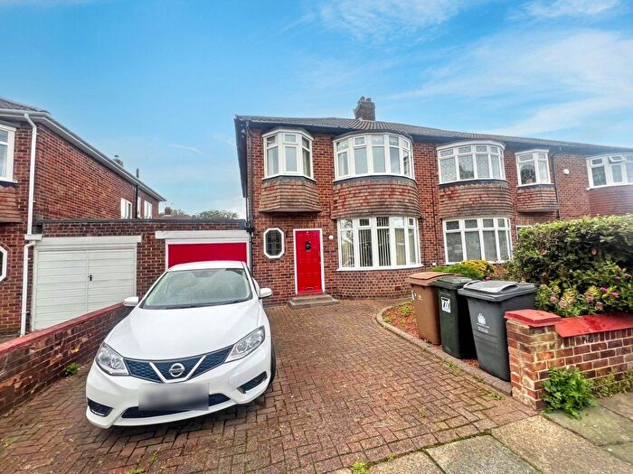 3 Bedroom Semi-detached House For Sale In Ingleside Road, North Shields, NE29