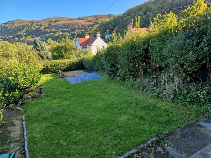 2 Bedroom Semi-Detached House To Rent In Ffordd Tanrallt, Prestatyn, LL19