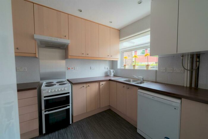 5 Bedroom Terraced House To Rent In Metchley Drive, Harborne, Birmingham, B17