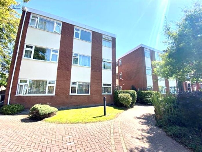 1 Bedroom Flat To Rent In Clarendon Road, Birmingham, West Midlands, B16