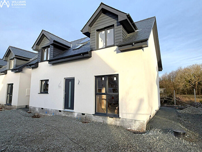 3 Bedroom Detached House For Sale In Llain Capelulo, Gaerwen, Anglesey, LL60