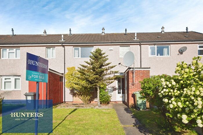 3 Bedroom Terraced House For Sale In Kingsclere Walk, Grangewood, Chesterfield, S40