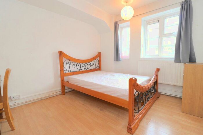 3 Bedroom Flat To Rent In Lorraine Court, Clarence Way, London, NW1
