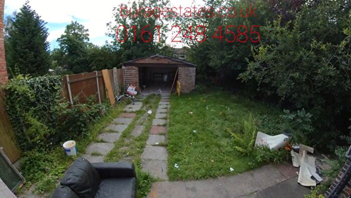 7 Bedroom Semi-Detached House To Rent In Egerton Road, Manchester, M14