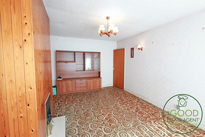 2 Bedroom Bungalow For Sale In Foxdale, Preston, PR1