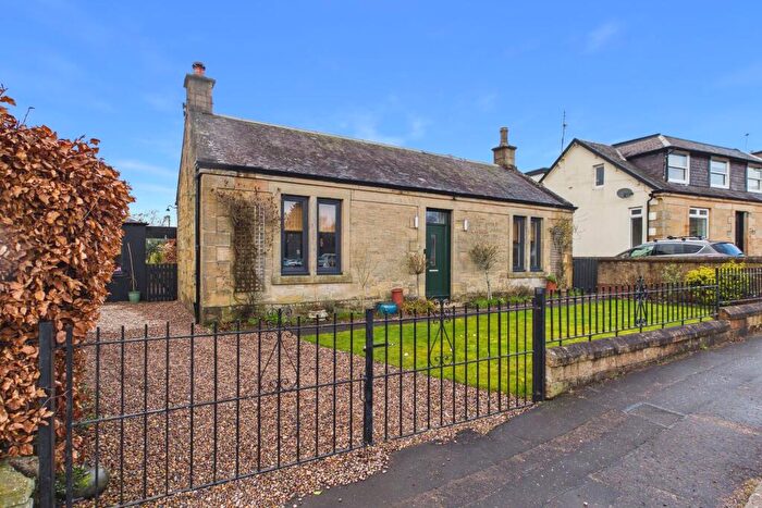 3 Bedroom Cottage For Sale In Kirkton Avenue, Carluke, ML8