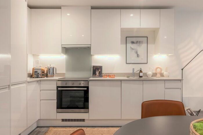 1 Bedroom Flat To Rent In Strand Street, Liverpool, L1