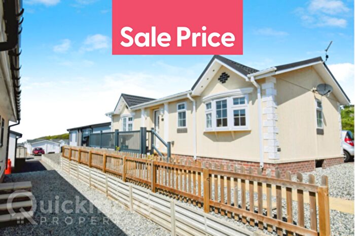 2 Bedroom Park Home For Sale In Woolacombe, Devon, EX34