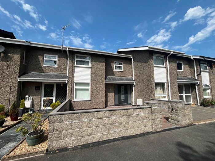 3 Bedroom Terraced House For Sale In Isgraig, Tremadog, LL49