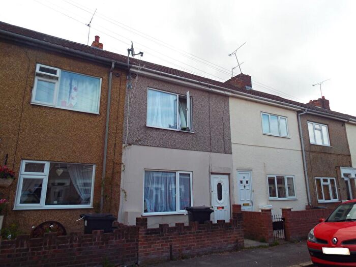 3 Bedroom Terraced House To Rent In Rodbourne, SN2