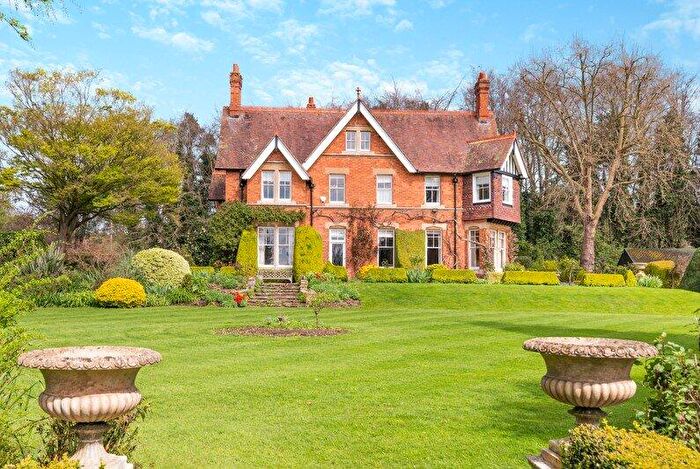 7 Bedroom Detached House For Sale In Kemerton, Tewkesbury, Gloucestershire, GL20