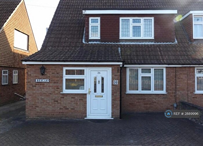 3 Bedroom Semi-Detached House To Rent In Hearsall Avenue, Stanford-Le-Hope, SS17