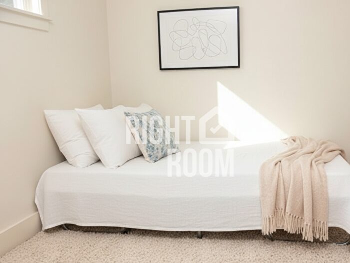 1 Bedroom Flat To Rent In One Bedroom Flat, Kaseys Chicken, Essex Road, N1