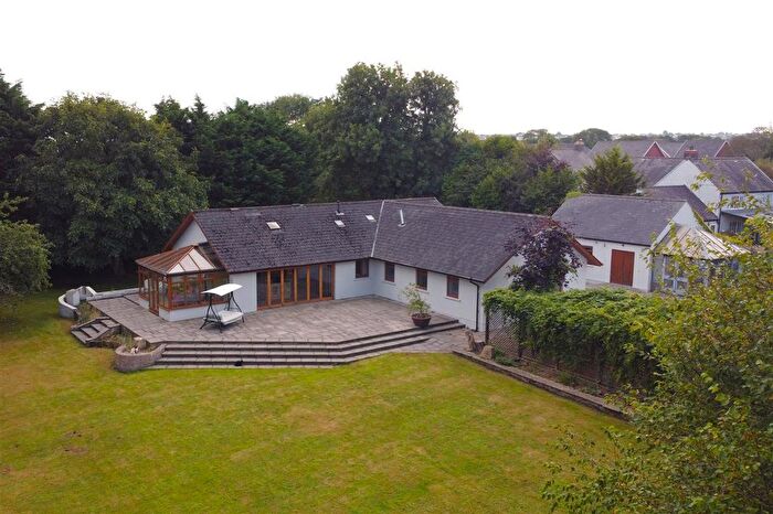 5 Bedroom Bungalow For Sale In Maes Yr Haul, Crowhill, Haverfordwest, SA61
