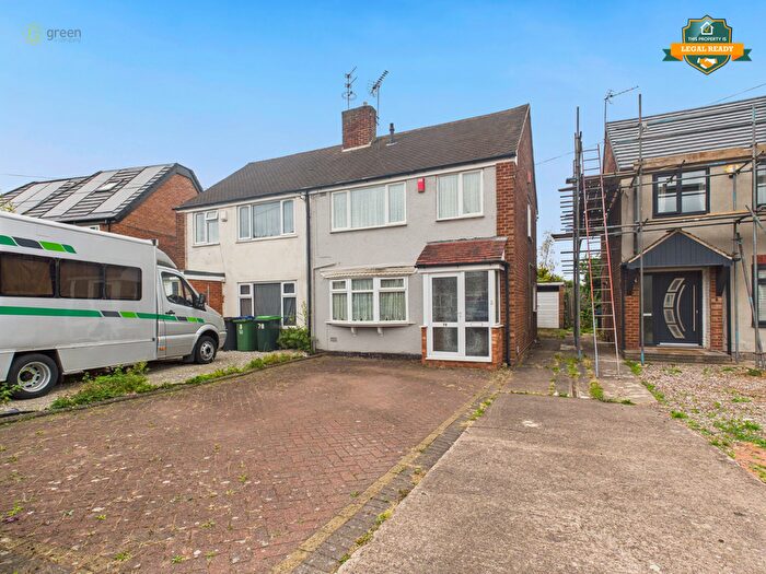 3 Bedroom Semi-detached House For Sale In Green Lane, Great Barr, Birmingham, B43
